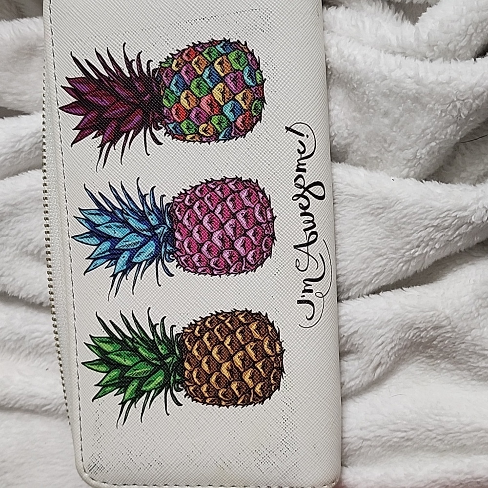 Pineapple Wallet - image 3